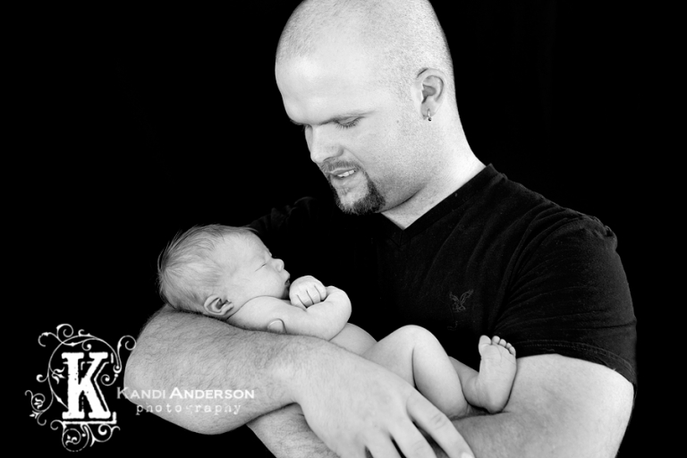 best job in the world photographing a newborn baby and her daddy
