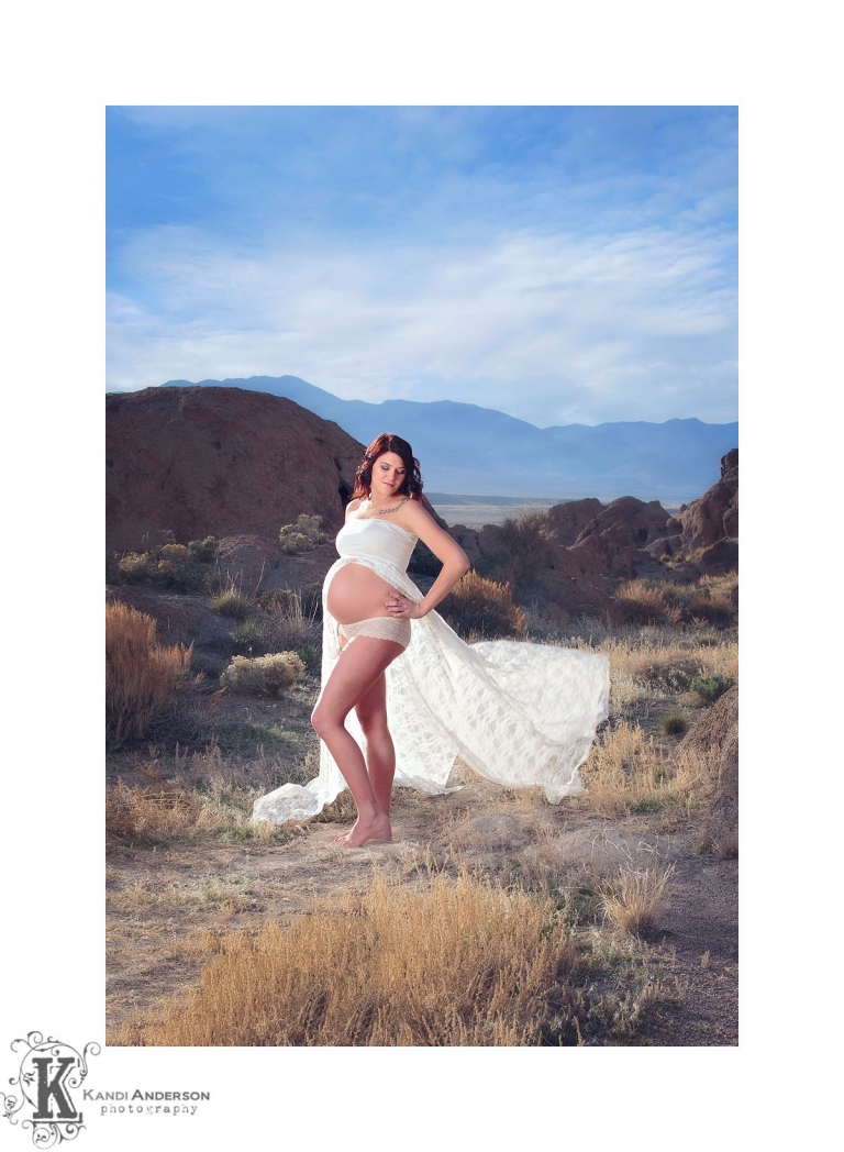 maternity photo session in lace dress