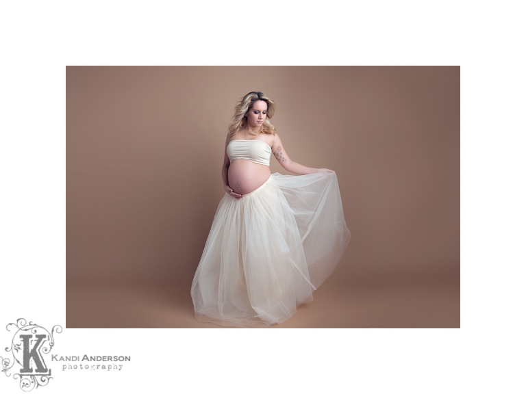 what to wear for a maternity photo session